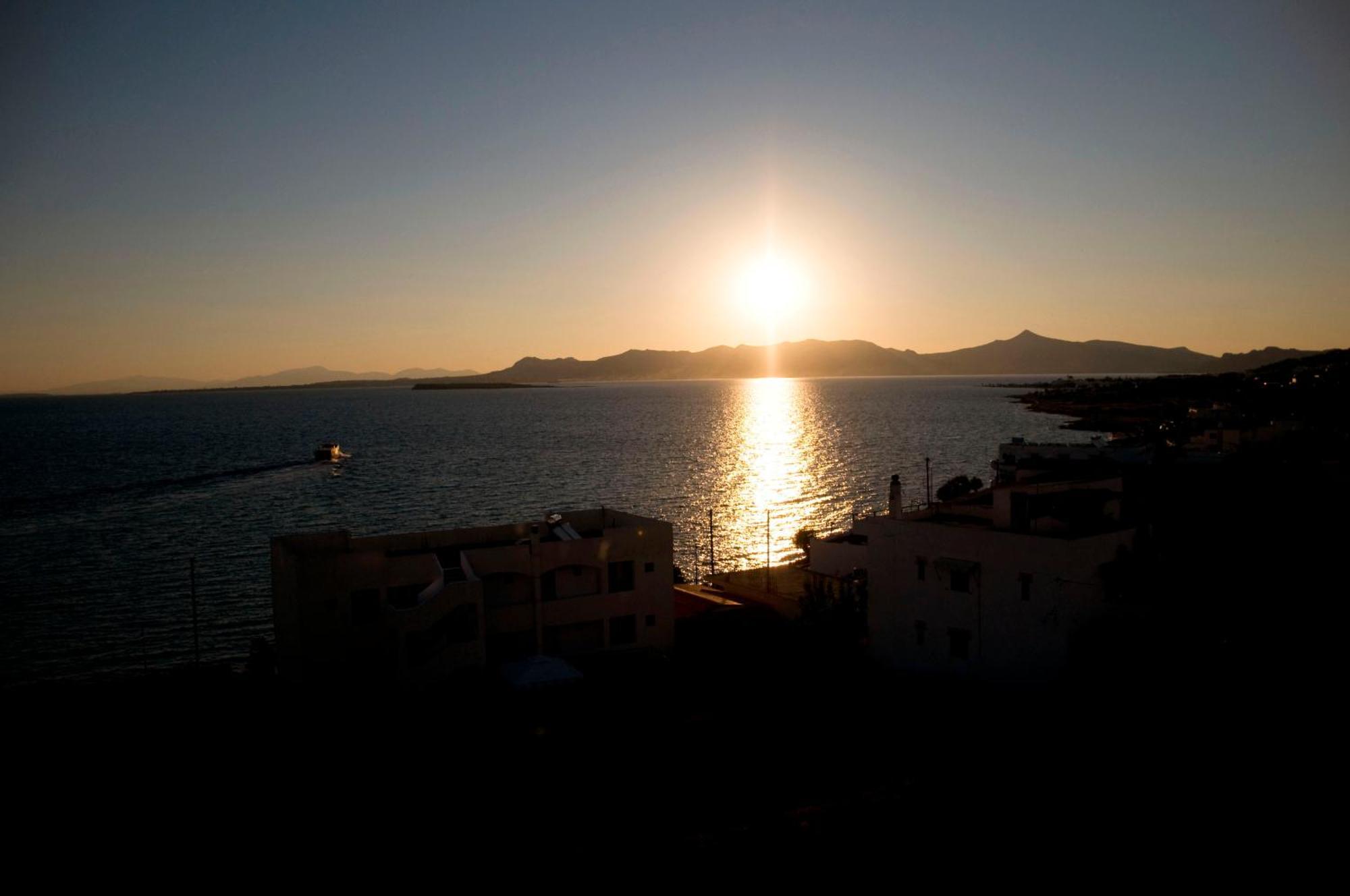 Sunrise Studios Megalochori  Kültér fotó